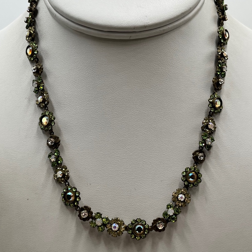 Sorrelli Vintage Signed Green Tapestry
Floral Station Choker Necklace
Antiqued
